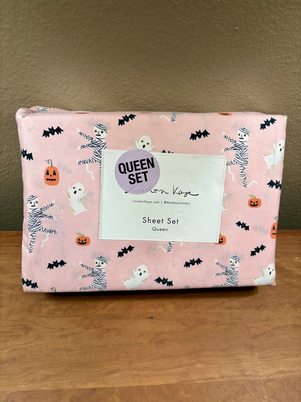 London Kaye Halloween Pink Playful Ghost Bat & Pumpkin Queen 4-Pc Sheet Set, NEW